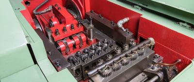 ¿Qué es una descabezadora en frío?